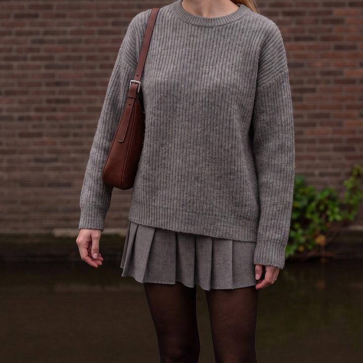 Grey loose ribbed knit jumper with crew neck