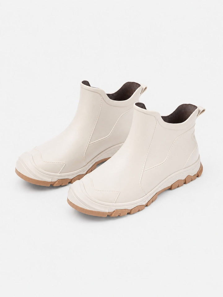 Chelsea ankle wellies in white, product photo